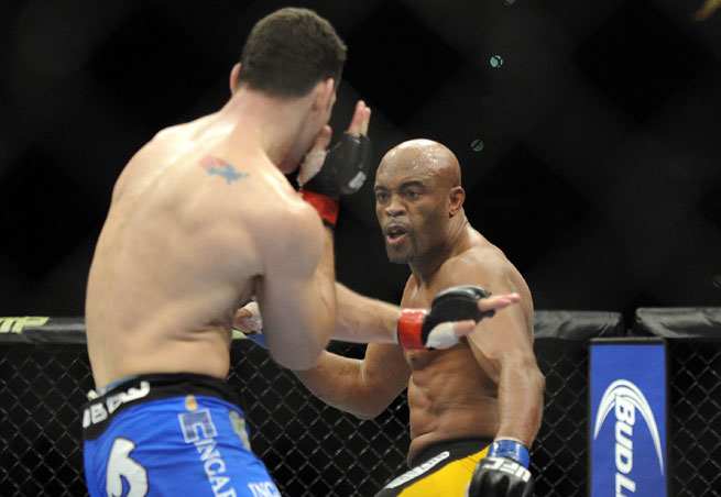 Chris Weidman defeated Anderson Silva again to retain his middleweight title.